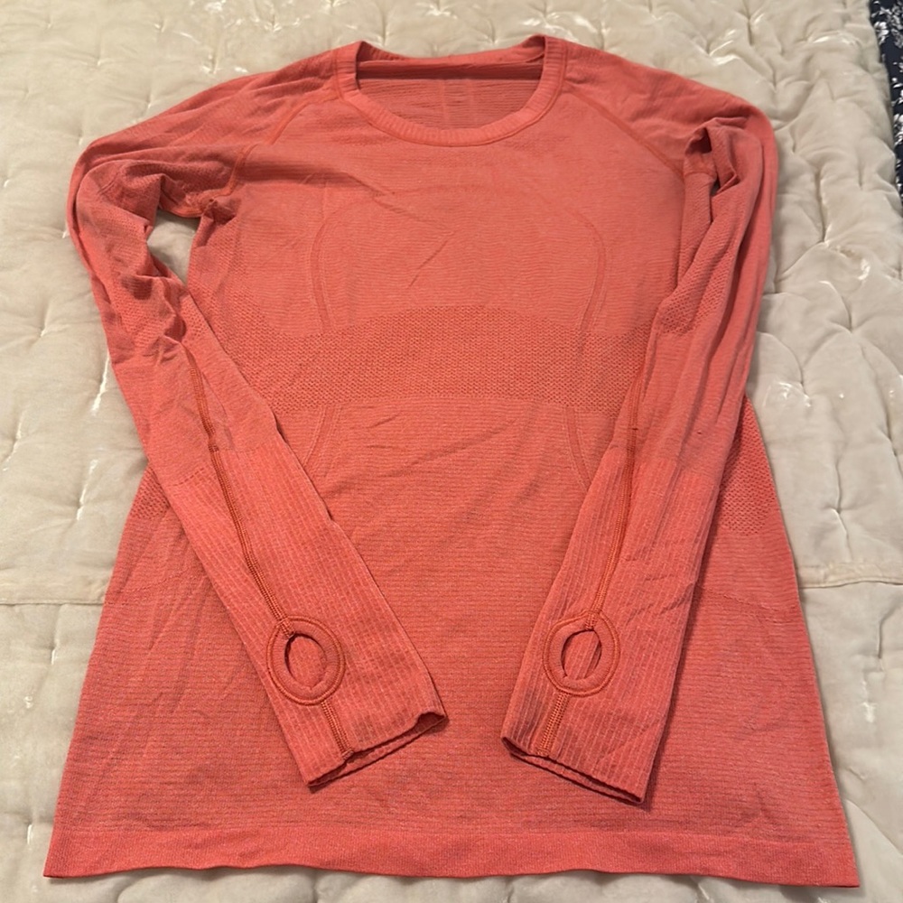 Lululemon Swiftly Tech long sleeve. Size 8. Salmon pink